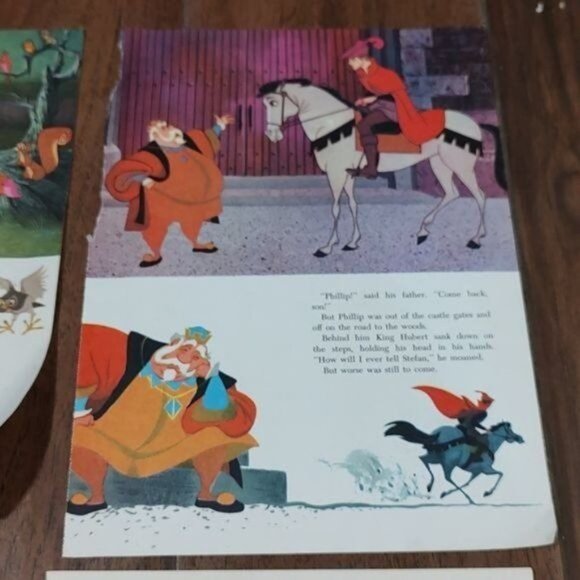 Sleeping Beauty Disney princess nursery pictures decor Fantasyland 1965 - Picture 3 of 5